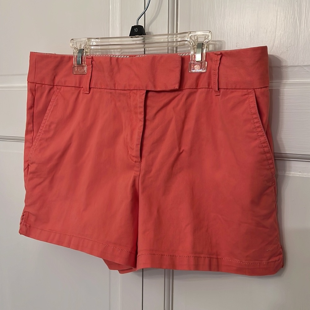 Ann Taylor Loft Riviera Short - Picture 3 of 6